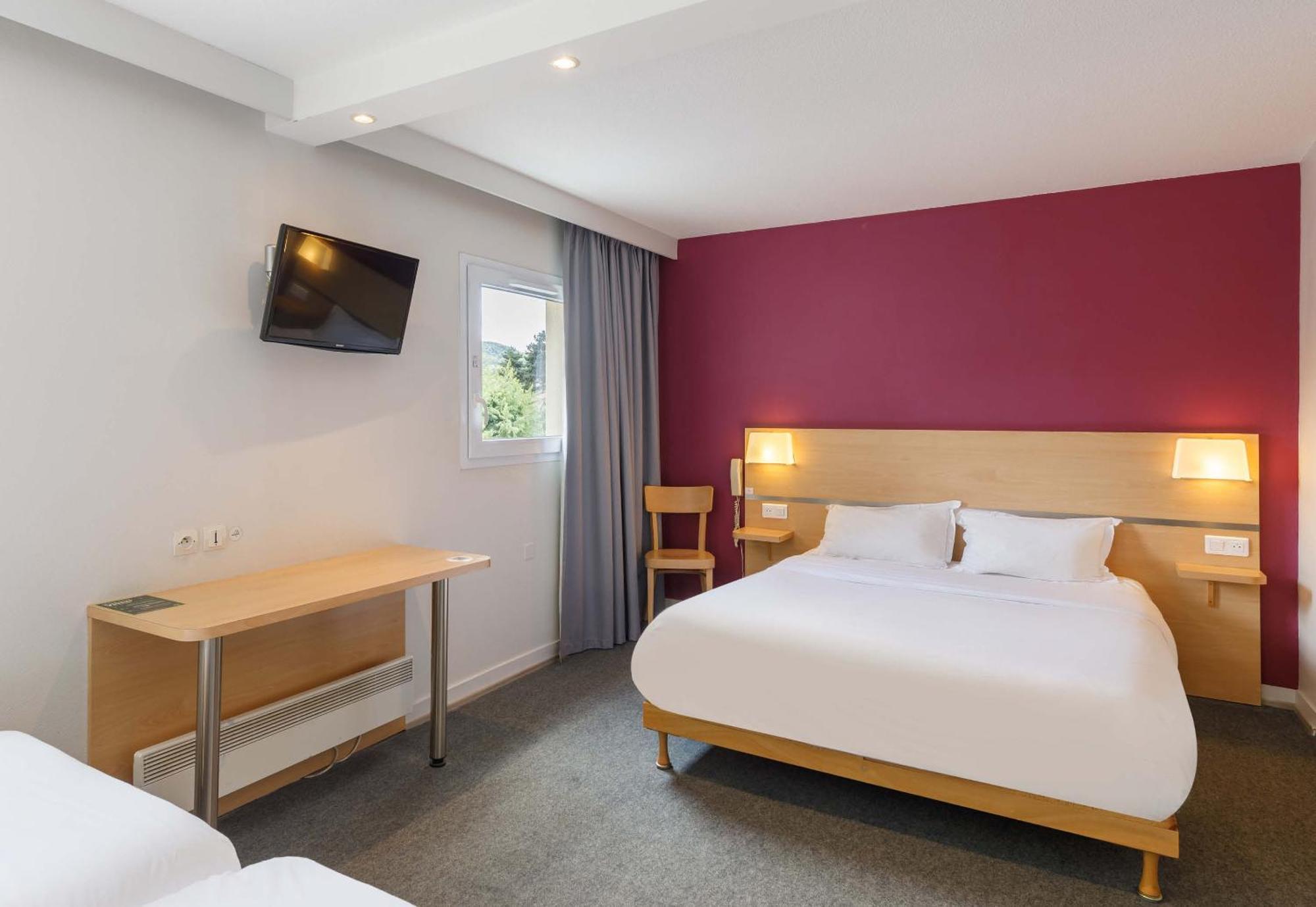 B&B HOTEL Le Puy-en-Velay Vals-pres-le-Puy Exterior foto