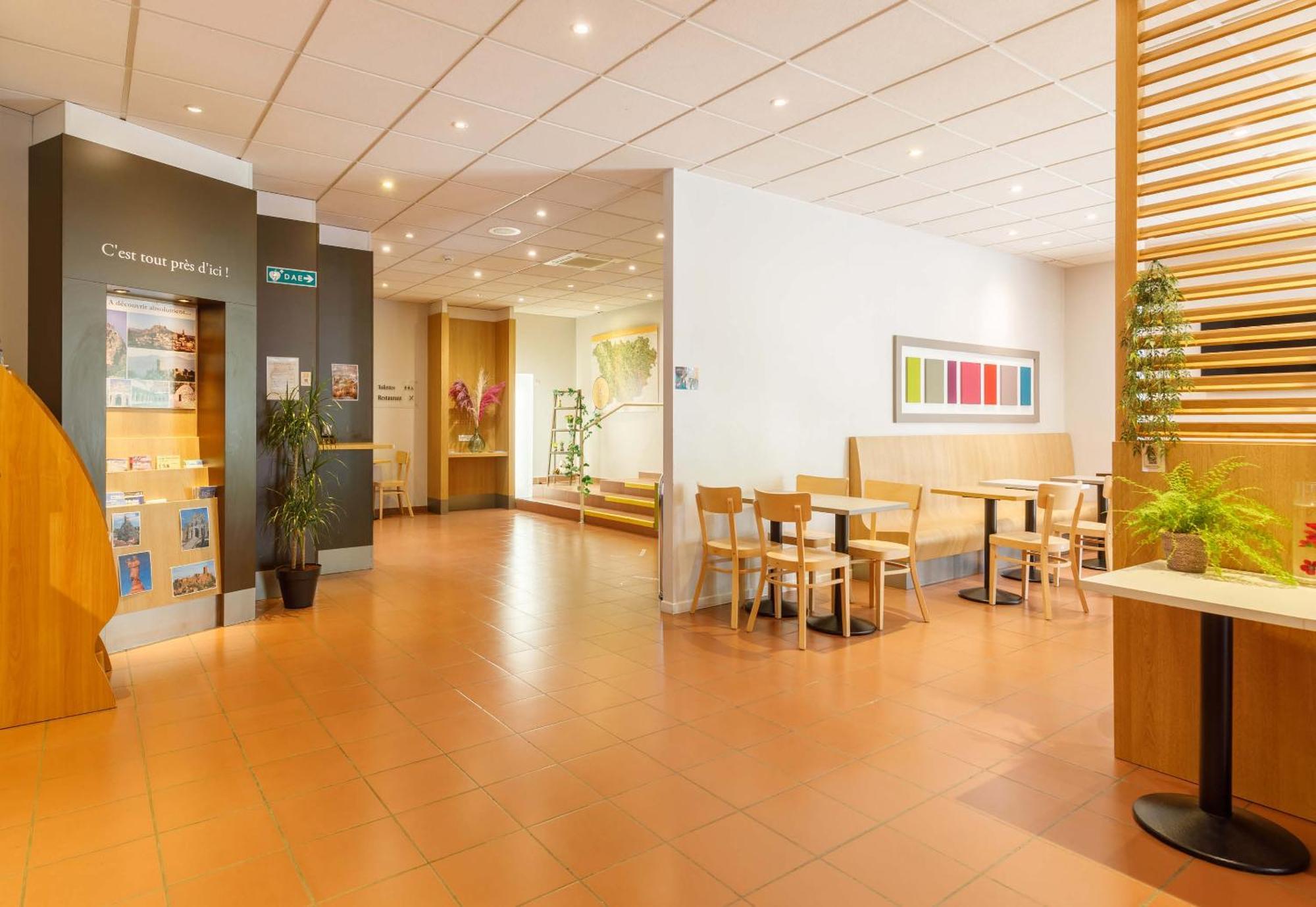 B&B HOTEL Le Puy-en-Velay Vals-pres-le-Puy Exterior foto