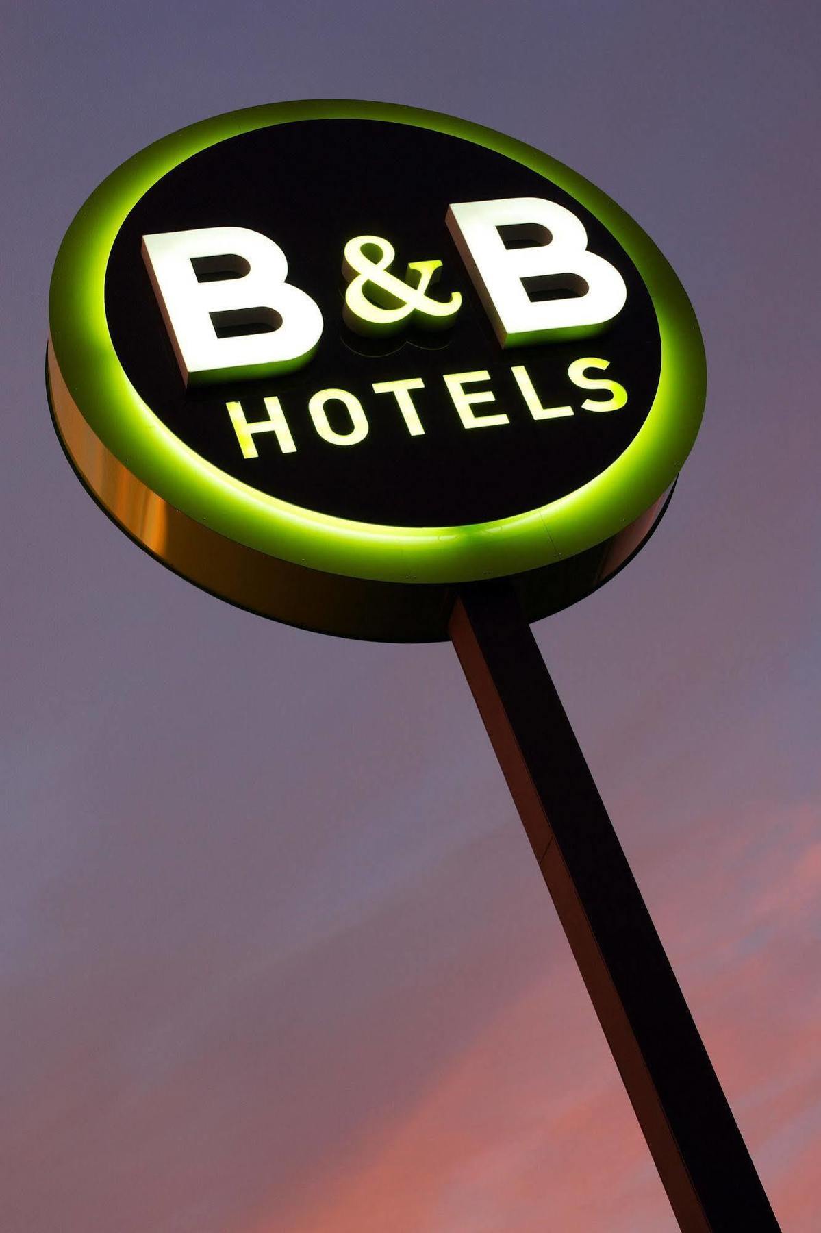 B&B HOTEL Le Puy-en-Velay Vals-pres-le-Puy Exterior foto