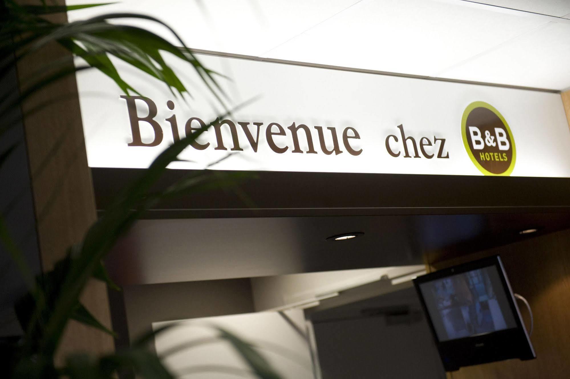 B&B HOTEL Le Puy-en-Velay Vals-pres-le-Puy Exterior foto